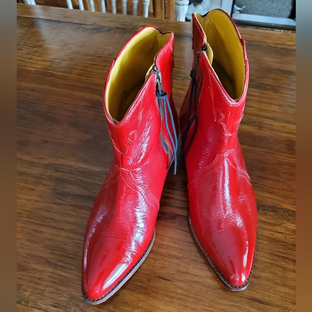 FREE PEOPLE RED FRONTIER BOOTS NWOB 38